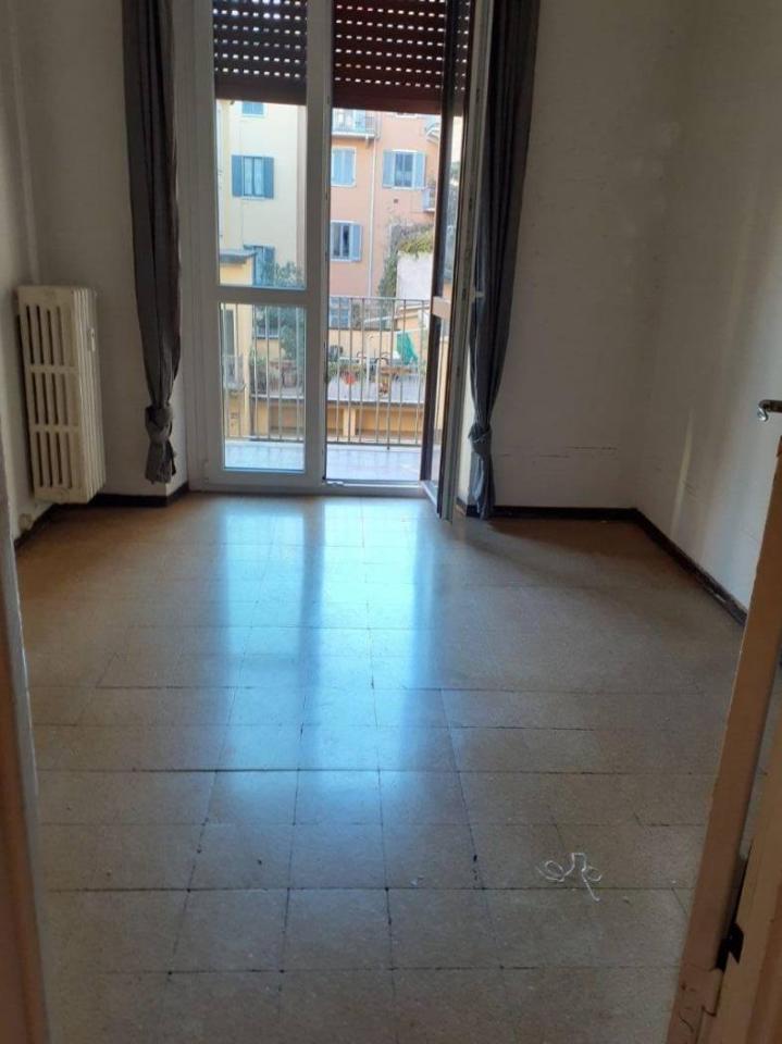 appartamento in vendita a Milano in zona Porta Genova