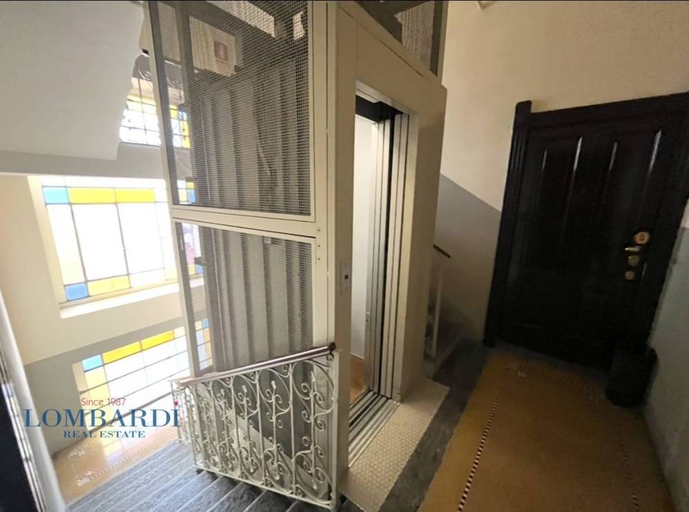 appartamento in vendita a Milano in zona Porta Garibaldi