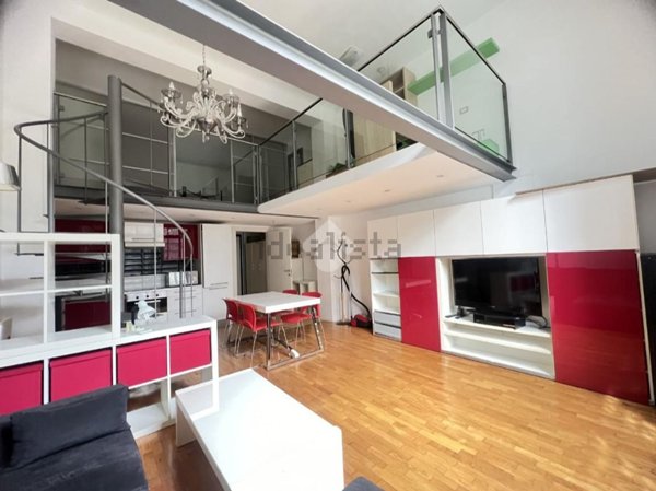 appartamento in vendita a Milano in zona Stadera