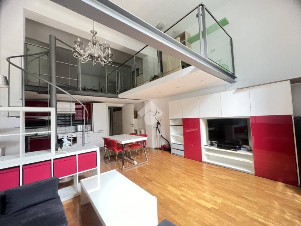 appartamento in vendita a Milano in zona Stadera