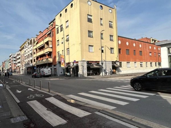 appartamento in vendita a Milano in zona Affori