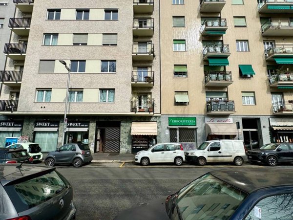 negozio in vendita a Milano in zona Porta Venezia