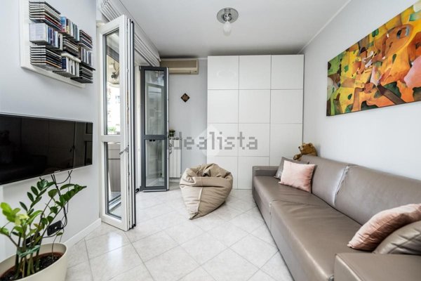 appartamento in vendita a Milano in zona Rogoredo