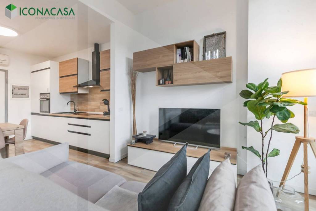 appartamento in vendita a Milano in zona Isola