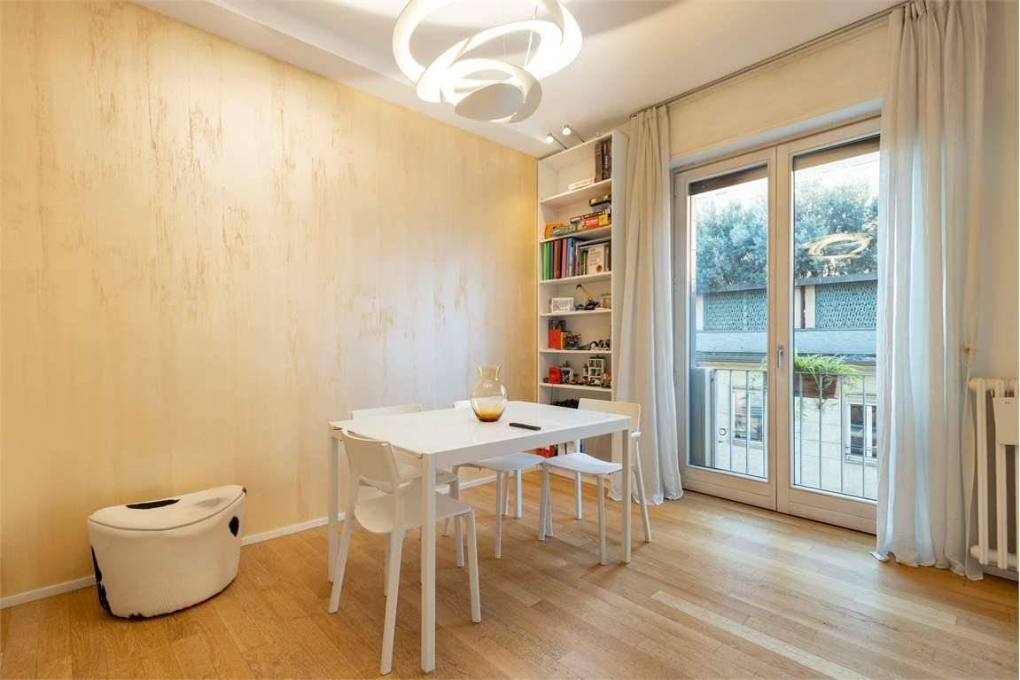 appartamento in vendita a Milano in zona Porta Venezia