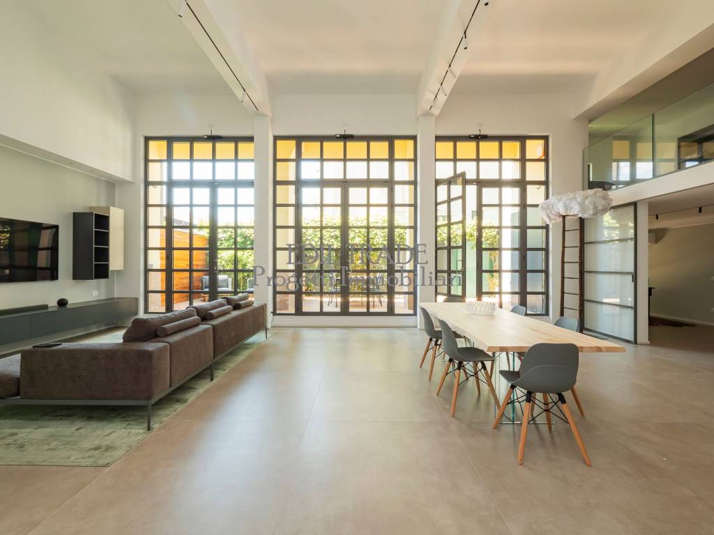 appartamento in vendita a Milano in zona Monluè