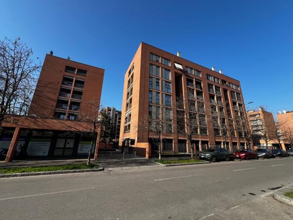 appartamento in vendita a Milano in zona Adriano