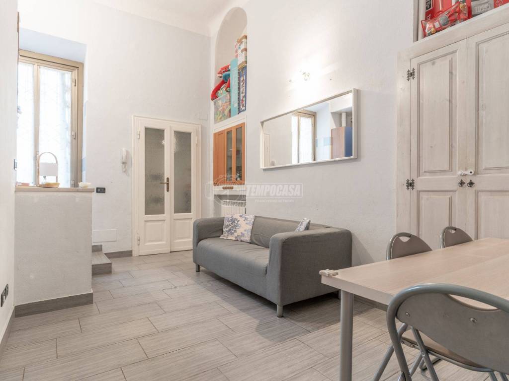 appartamento in vendita a Milano in zona Chiesa Rossa