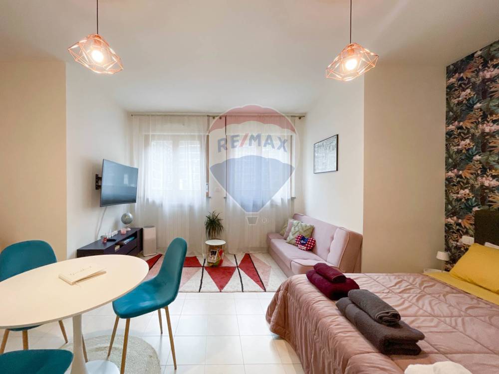 appartamento in vendita a Milano in zona Lambrate