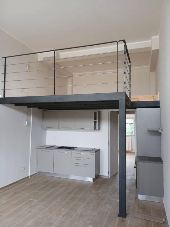 appartamento in vendita a Milano in zona Famagosta