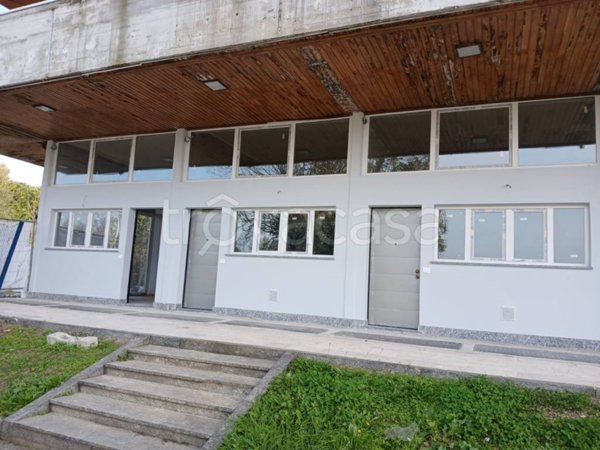 appartamento in vendita a Milano in zona Famagosta