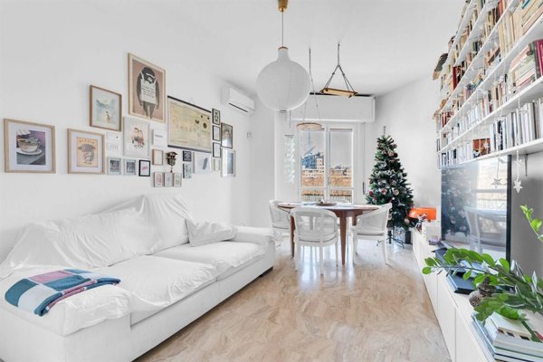 appartamento in vendita a Milano in zona Ronchetto sul Naviglio