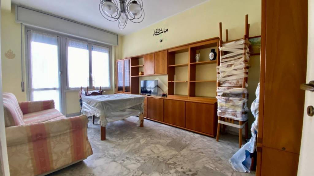 appartamento in vendita a Milano in zona Baggio