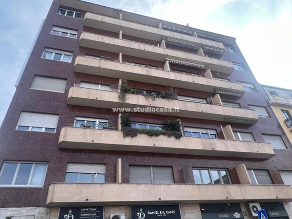 appartamento in vendita a Milano in zona Sant'Ambrogio