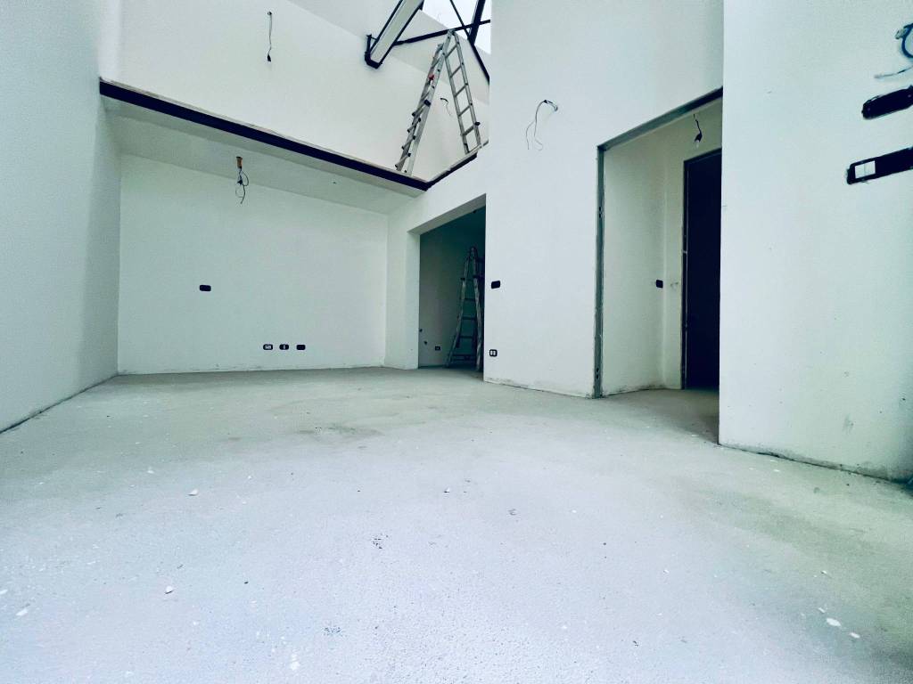 appartamento in vendita a Milano in zona Maggiolina