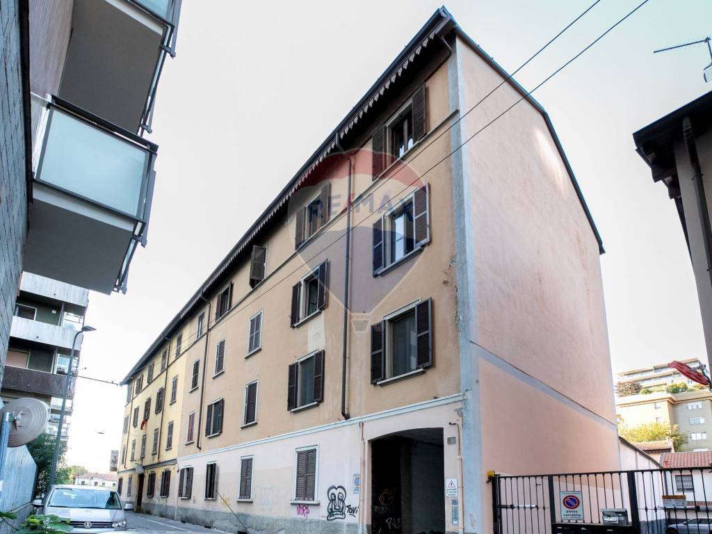 appartamento in vendita a Milano in zona Maggiolina
