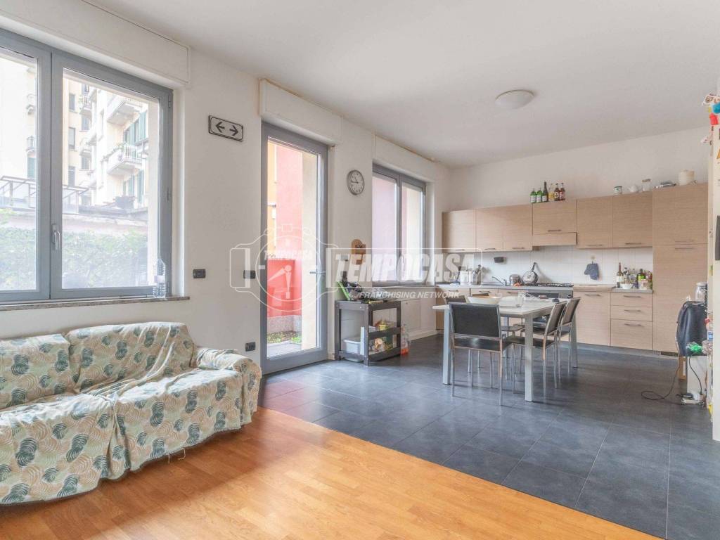 appartamento in vendita a Milano in zona Conchetta