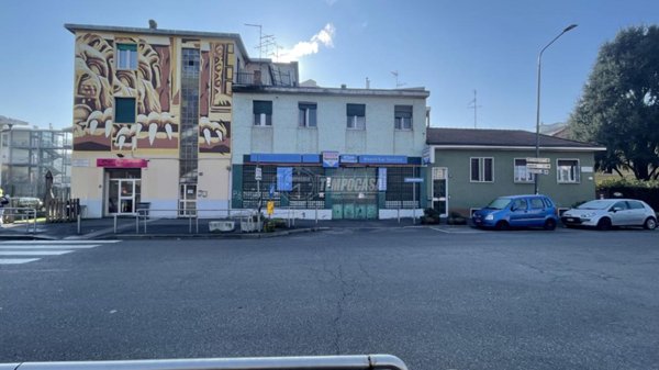 casa indipendente in vendita a Milano in zona Ortica