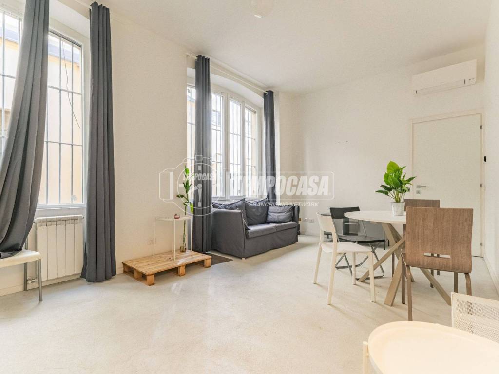 appartamento in vendita a Milano in zona Isola