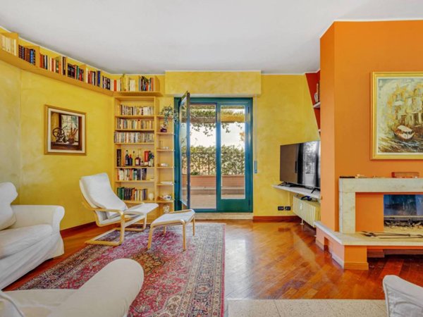 appartamento in vendita a Milano in zona Crescenzago