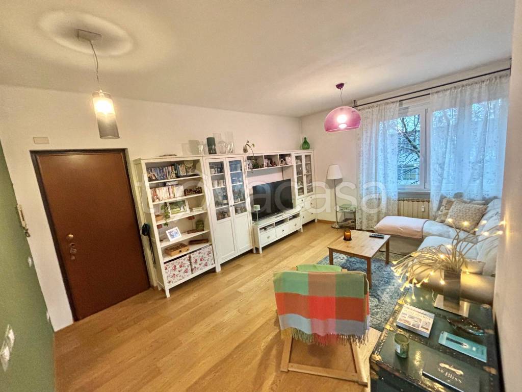 appartamento in vendita a Milano in zona Corvetto
