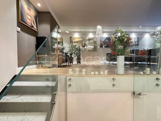 appartamento in vendita a Milano in zona Guastalla