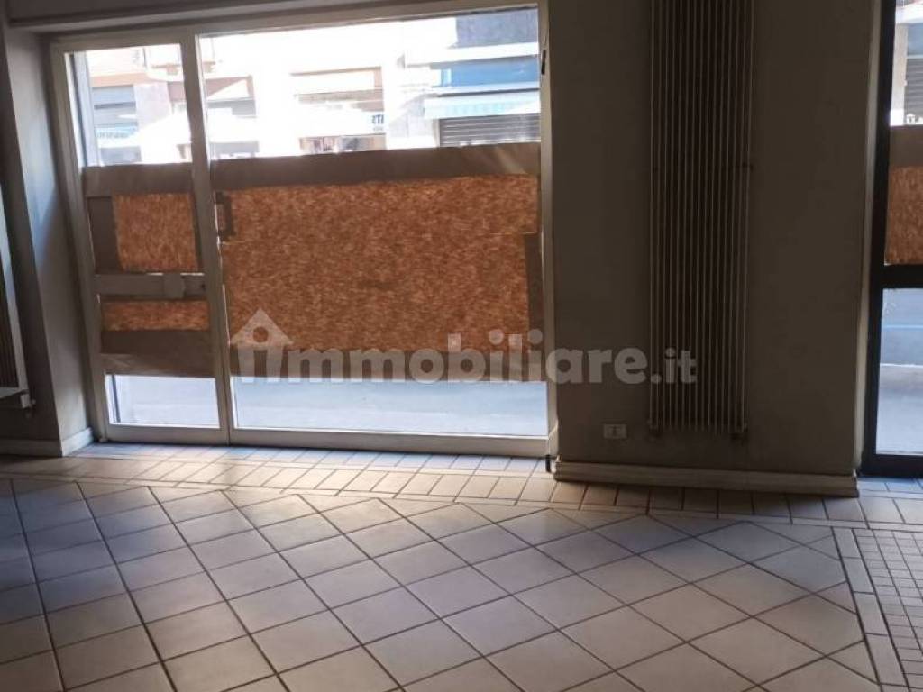 negozio in vendita a Milano in zona Il Portello