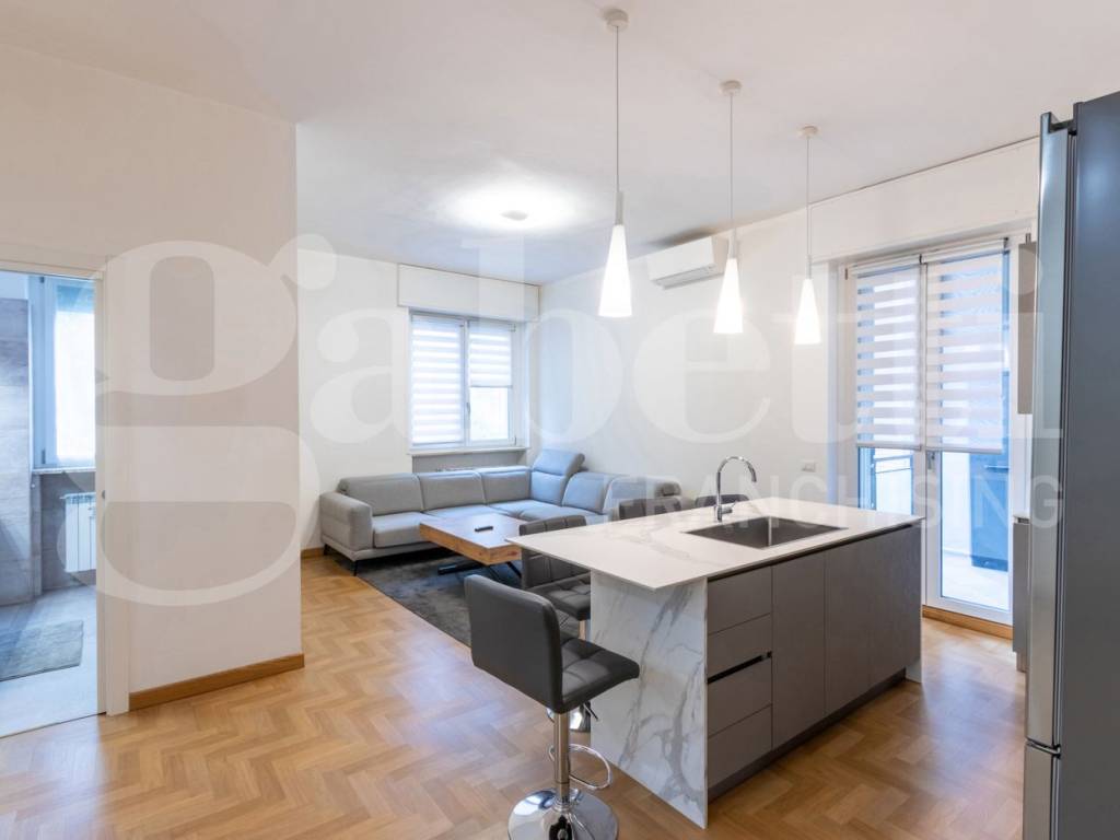 appartamento in vendita a Milano in zona Gallaratese
