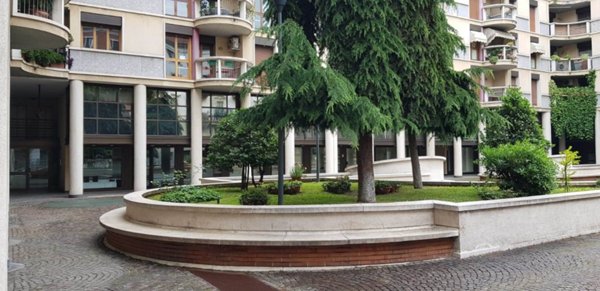 negozio in vendita a Milano