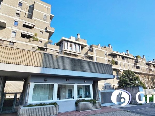 appartamento in vendita a Milano in zona Ronchetto sul Naviglio