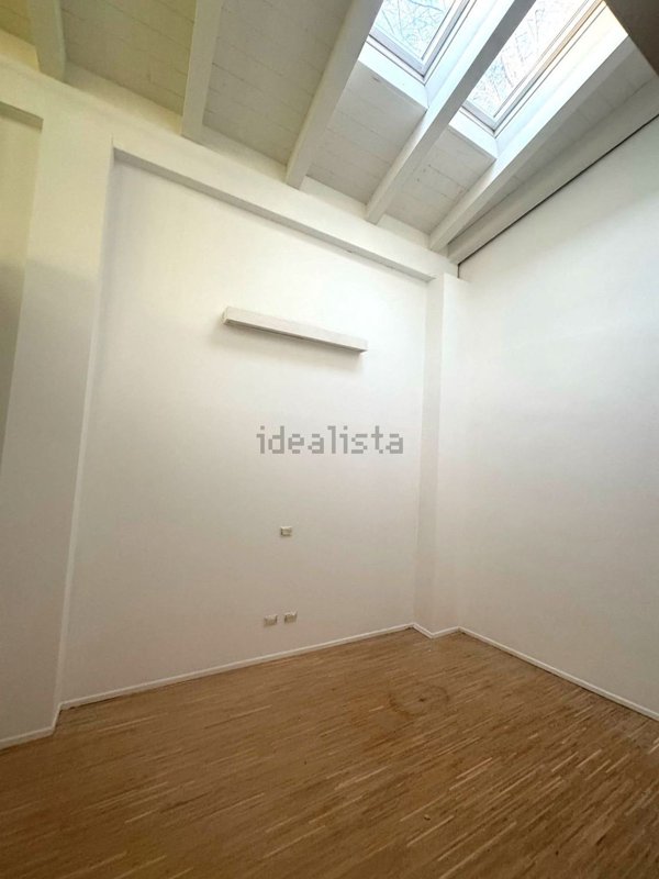 appartamento in vendita a Milano in zona Villapizzone
