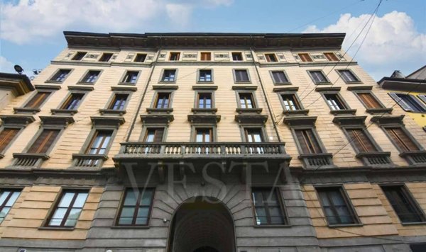 appartamento in vendita a Milano in zona Cadorna