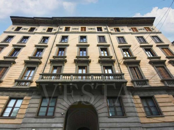 appartamento in vendita a Milano in zona Cadorna