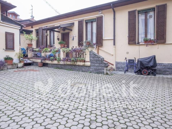 appartamento in vendita a Milano in zona Crescenzago