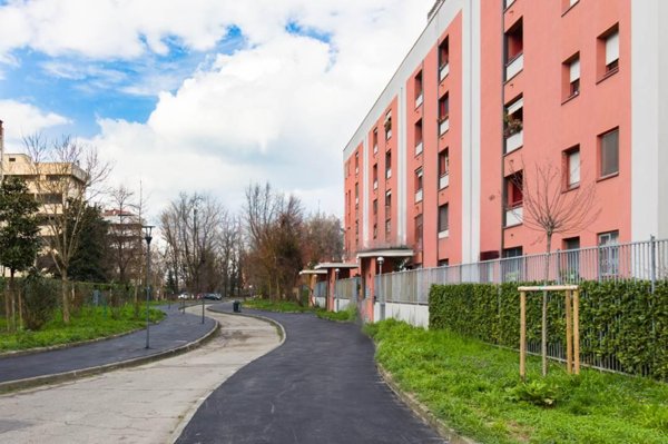 appartamento in vendita a Milano in zona Trenno