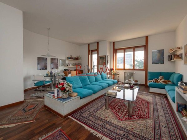 appartamento in vendita a Milano in zona Dergano