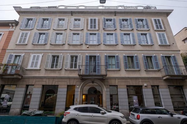 appartamento in vendita a Milano in zona Guastalla