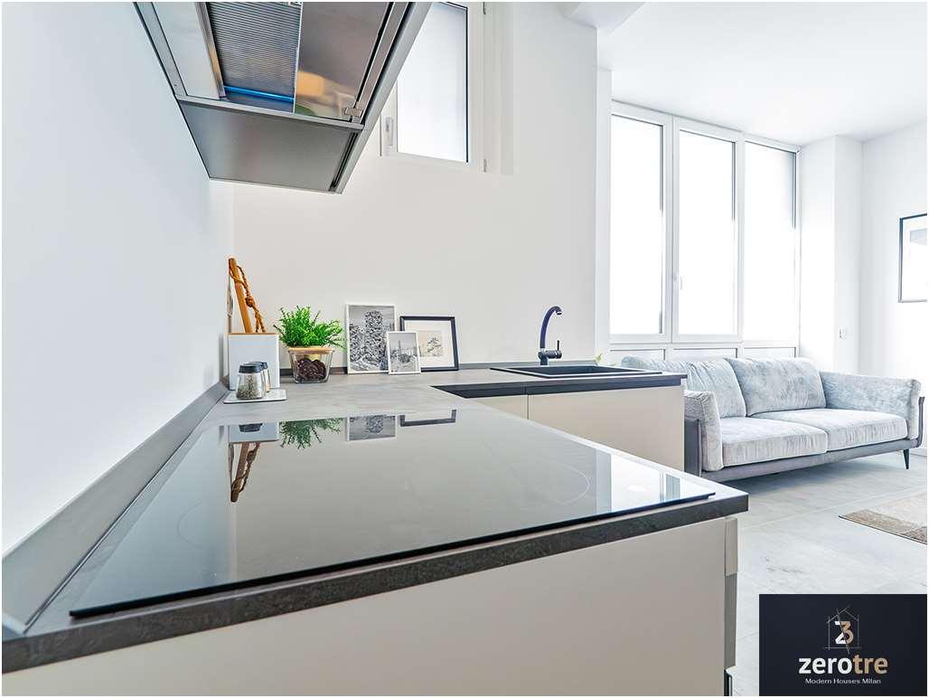 appartamento in vendita a Milano in zona Famagosta