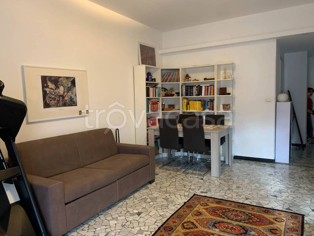 appartamento in vendita a Milano in zona XXII Marzo