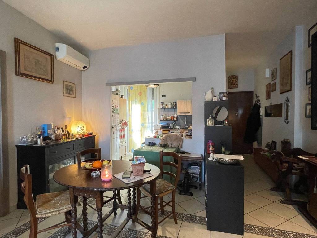 appartamento in vendita a Milano in zona Ortica