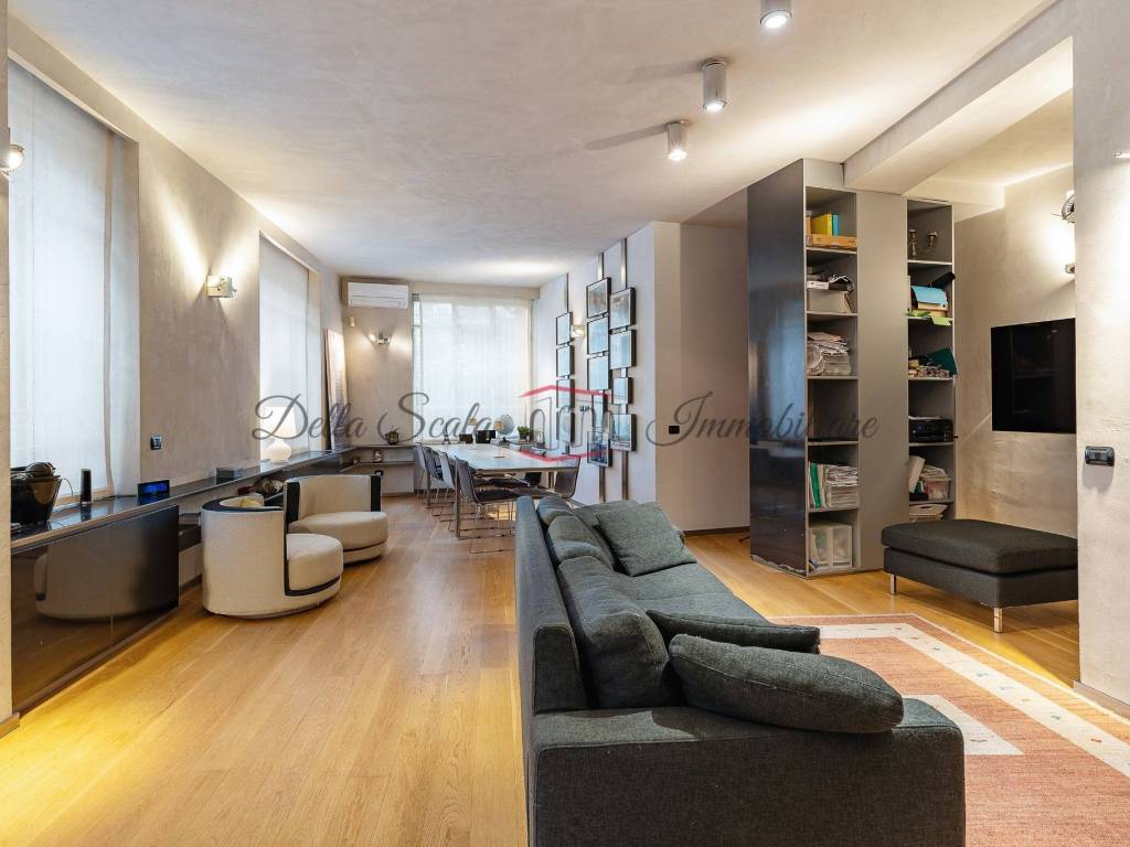 appartamento in vendita a Milano in zona Isola