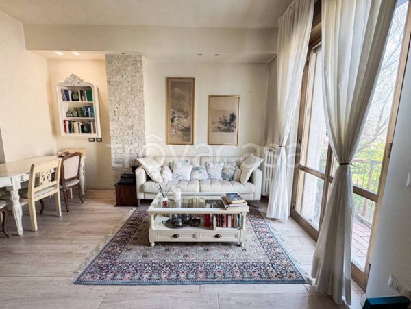appartamento in vendita a Milano in zona Gratosoglio