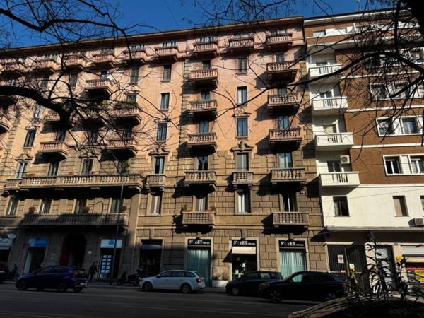 negozio in vendita a Milano in zona Porta Vittoria