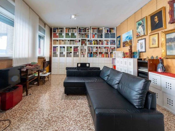 appartamento in vendita a Milano in zona Ghisolfa
