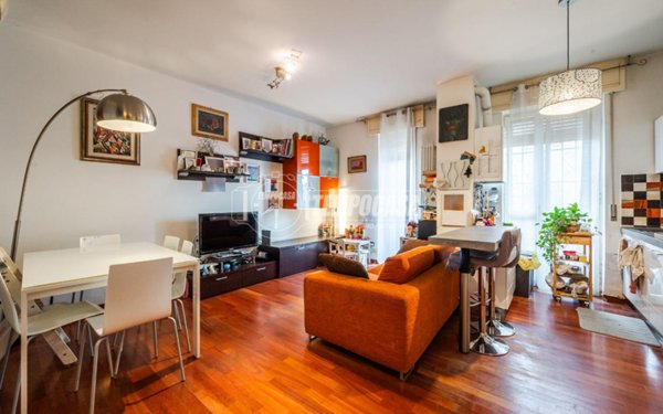 appartamento in vendita a Milano in zona Vigentino