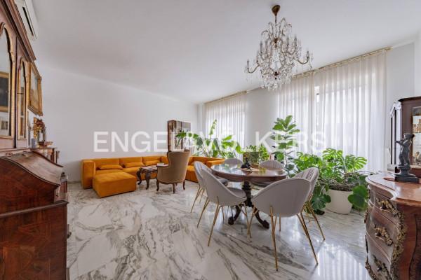 appartamento in vendita a Milano in zona Porta Garibaldi