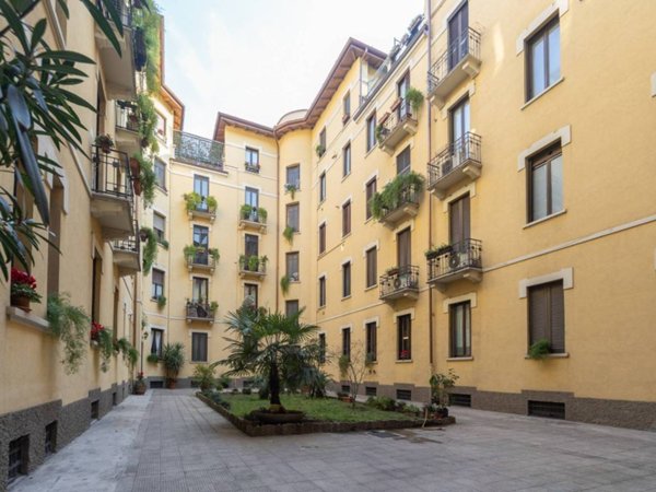 appartamento in vendita a Milano in zona Centro Direzionale