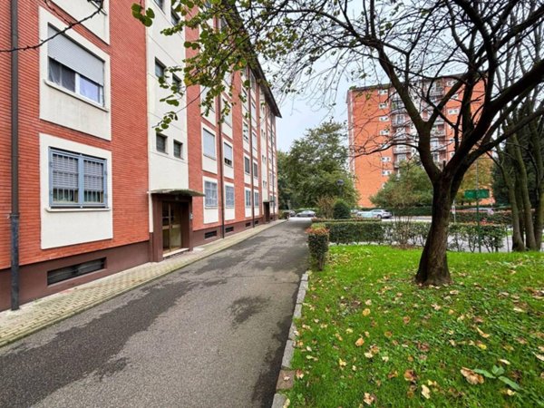 appartamento in vendita a Milano in zona Forlanini