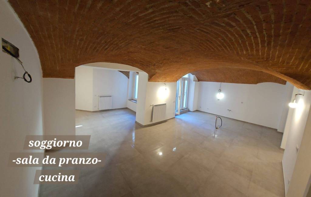 appartamento in vendita a Milano in zona Bocconi