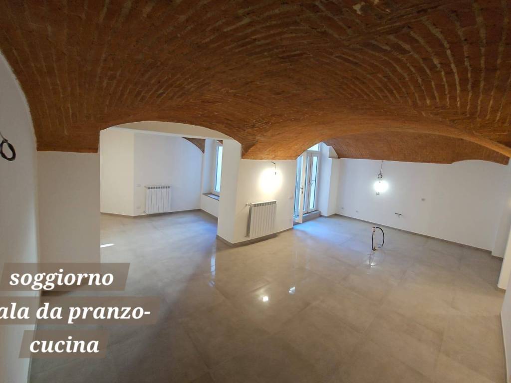 appartamento in vendita a Milano in zona Bocconi